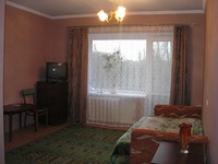 Сдам 1 комнатную квартиру посуточно Днепропетровск, Красный Камень.
