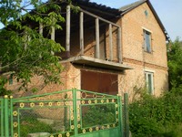 Продаётся дом-дача в Новоукраинке + гараж, сарай, теплица (с возможностью прописки)