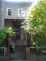 Продається 2-х поверховий котедж в селищі міського типу Вишково Хустський район Закарпатської області.