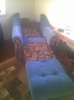 Срочно!!! продам 2 май же нові сині крісла 1500 одне