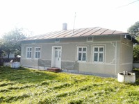 Продається домоволодіння з земельною ділянкою - 4 км від м. Городенка