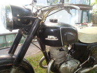 Продам антикварний мотоцикл Ковровець-175Б  у відмінному стані