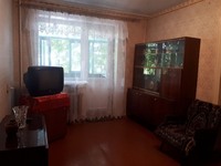 Продам 3 ком. квартиру  в самом центре города Терновки.
