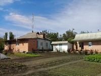 Продається будинок в місті гребінка полтавської області .