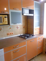 Продам 2-х кімнатну квартиру у Каневі з автономним опаленням