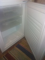 Холодильник новый почти не был в использовании