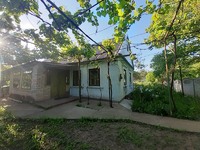 Продам дом в центре пгт Михайловка
