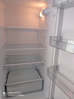 Холодильник Vestfrost. Пользовались 2 месяца. Переезд. Срочно