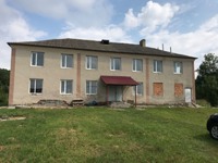 Продається будинок під комерційну діяльність 20 км від Тернополя. Два поверхи та підвал.