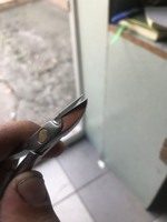 Заточка манікюрного інструменту ножиць ножів