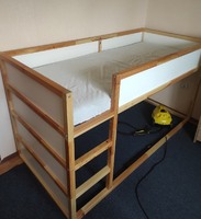 Кровать детская IKEA 90*200 см с матрасом