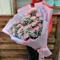 Служба доставки цветов в Харькове, розы, гвоздики, тюльпаны, ирисы в ассортименте