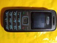 Продам мобільний телефон із зарядкою NOKIA