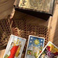 Таро, астрологія, магія, навчання